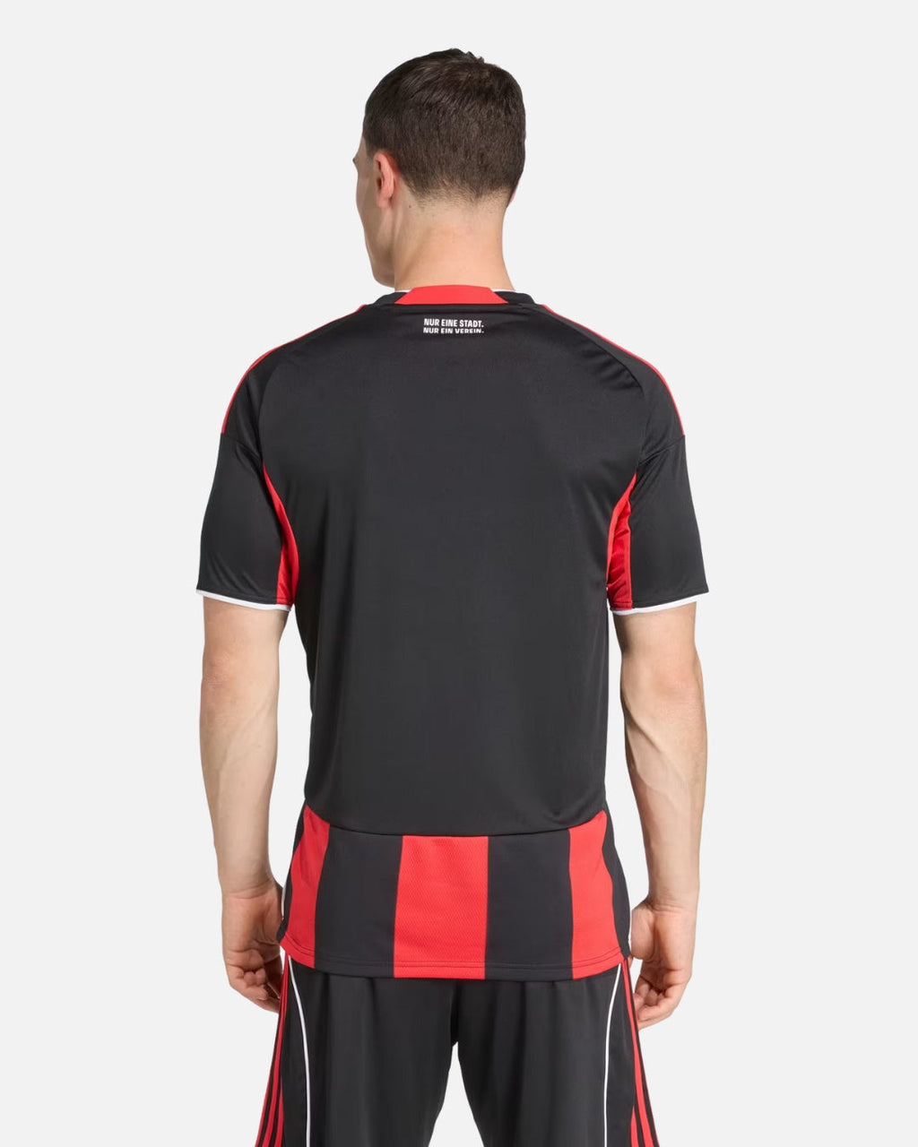 Maillot Domicile Eintracht Francfort 2025/2026 - Noir/Rouge