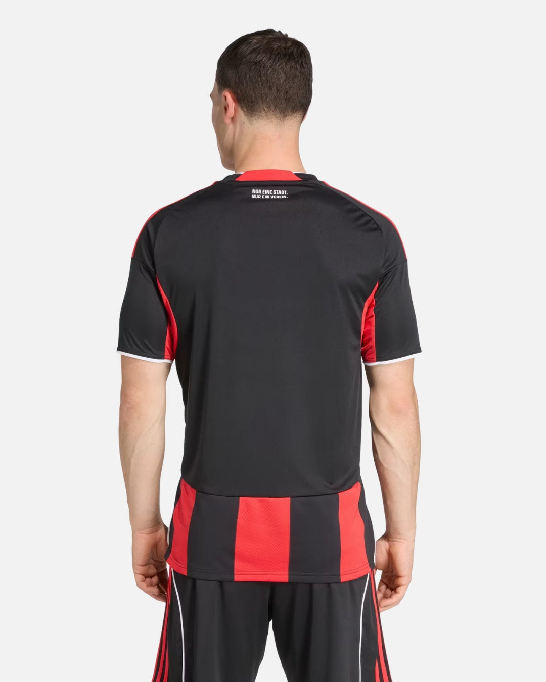 Maillot Domicile Eintracht Francfort 2025/2026 - Noir/Rouge