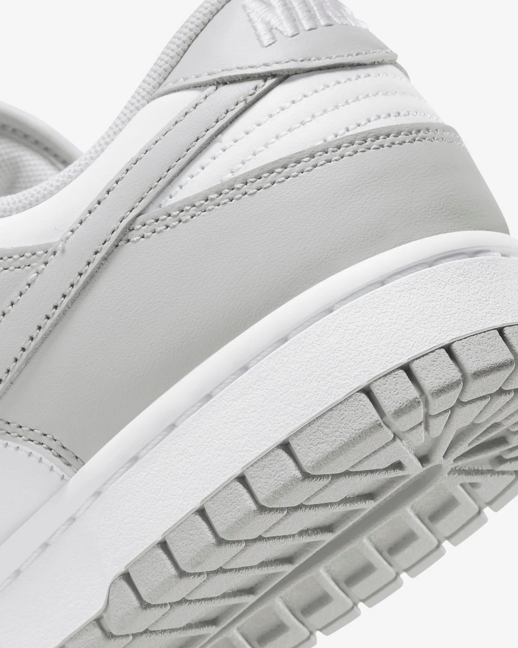 Nike Dunk Low Retro - Blanc/Gris