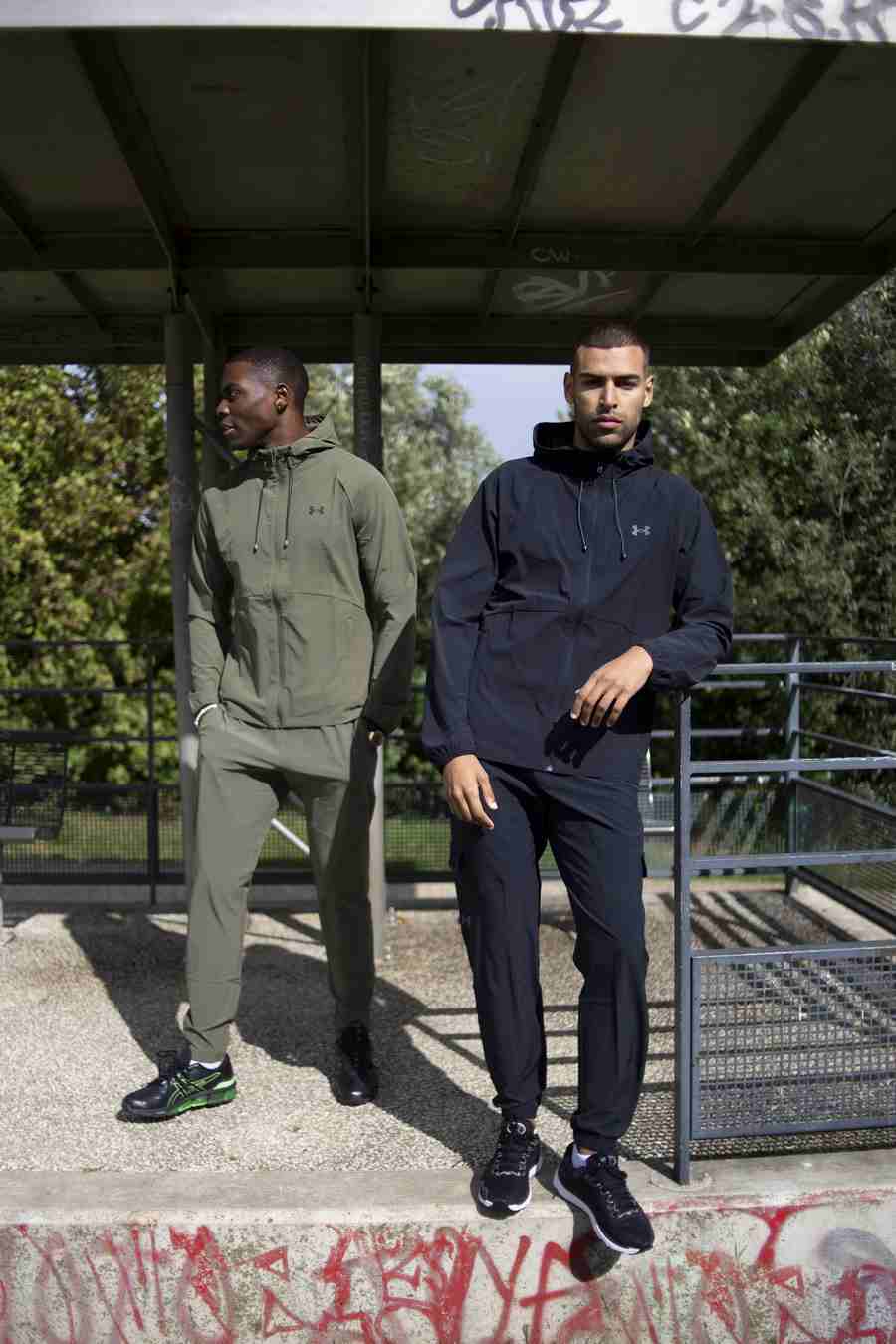 Pantalon cargo Under Armour Stretch Woven - Noir