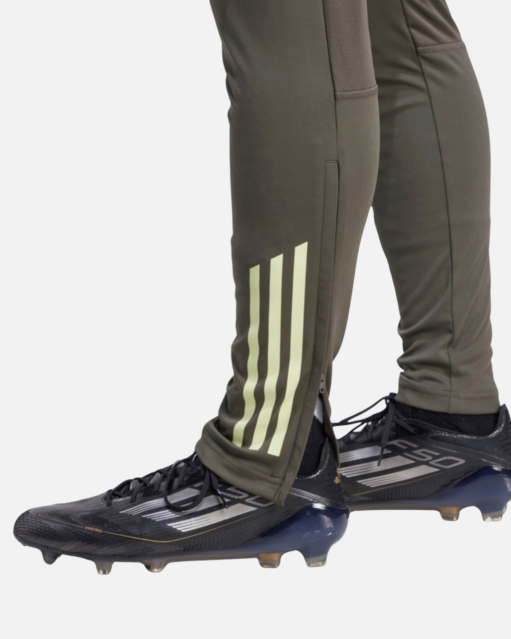 Pantalon d'entrainement Real Madrid 2025/2026 - Kaki