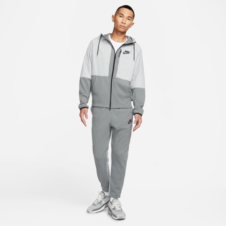 Pantalon Nike Sportswear Tech Essentials - Gris