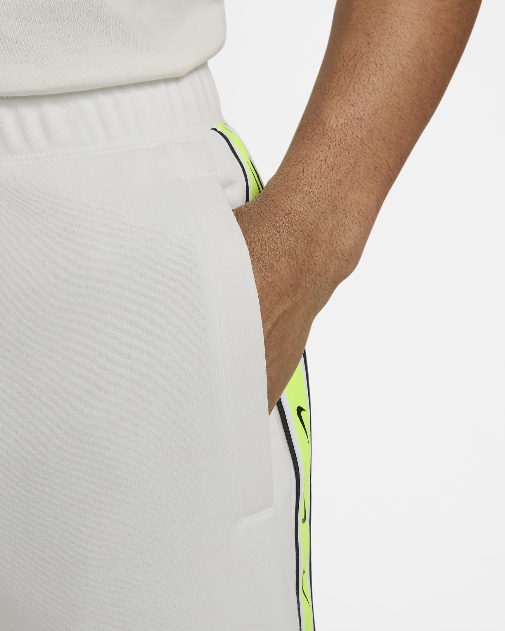 Short Nike Sportswear - Beige/Noir/Vert