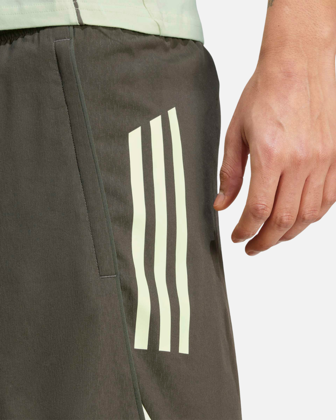 Short d'entraînement Real Madrid 2025/2026 - Kaki/Vert