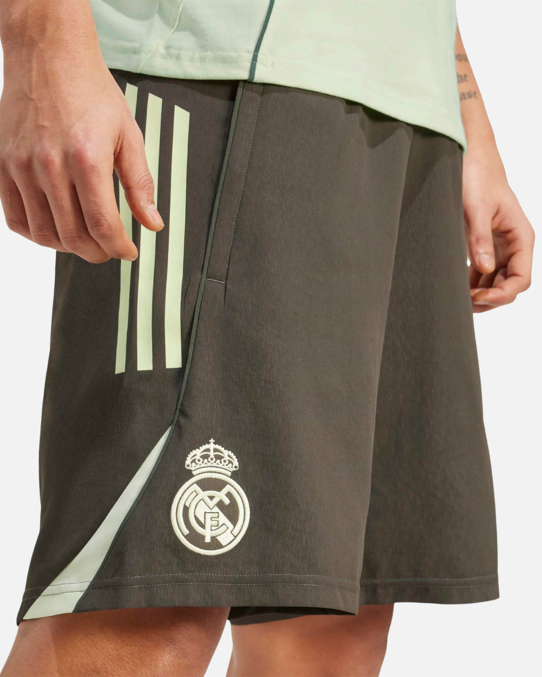 Short d'entraînement Real Madrid 2025/2026 - Kaki/Vert